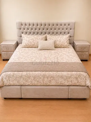 Light Grey King Bed,  bedside tables + orthopedic mattress (for free)