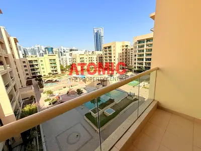 Spacious Unit | Pool View | Mint condition