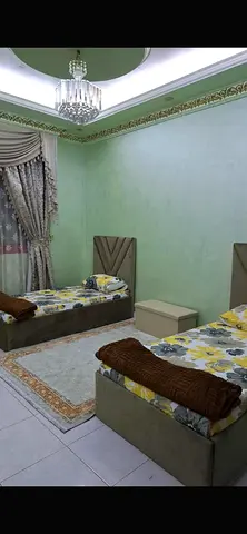 ارقى وافخم شقه للايجار السنوى غرفتين وصاله بالفرش بالشارقه شارع التعاون الايجار55 الف درهم سنوى ٤ او ٦ دفعات تامين 1000 درهم قريب من الكورنيش قريب من