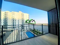 Partial Canal &amp; Full Sea World View Ready To Move