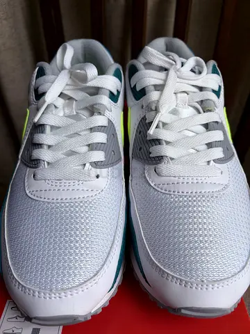 Nike Air Max 90, US 9