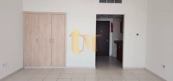 Building K08 Studio Apt with balcony for Sale