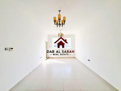 4 cheque payment/deposit cash/with balcony/ready to move!