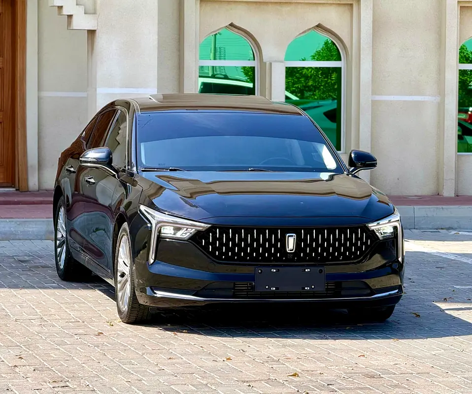 Bestune B70 2023 — photo 1 of 17