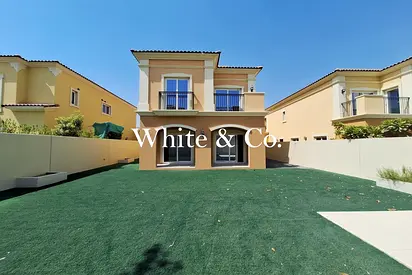 Quiet living | Big Plot Unit | Landscaped