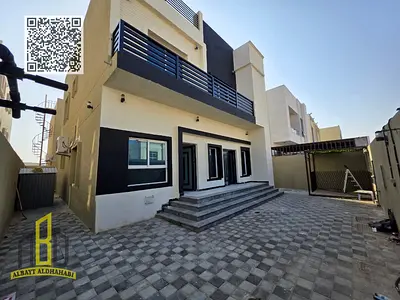 فيلا للأيجار موقع مميز جدا وقريبه من كافه الخدمات وتسطيب راقى جدا ومظله سيارت خاصه