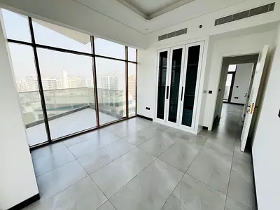VACANT | BRAND NEW | LUXURIOUS | PRIME LOCATION