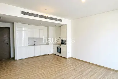Available Now | Low Floor | Canal View