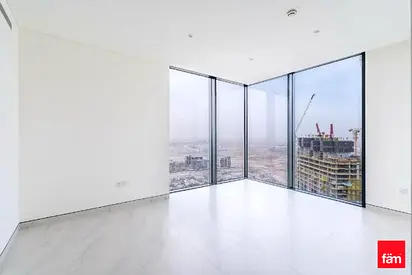 Bright Corner |HighFloor Living | Stunning Views