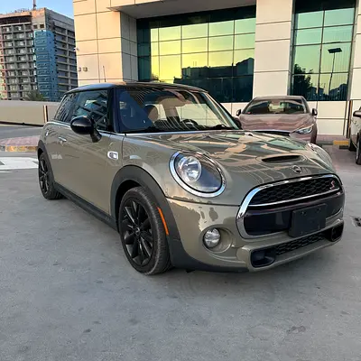 2019 Mini Cooper S – Clean, No Accidents
