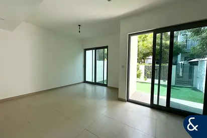 Close to Pool | Genuine | Investors deal
