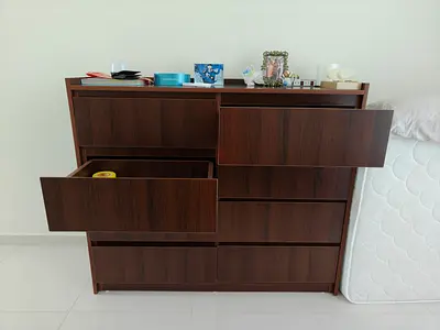 Dark Wood 6-Drawer Dresser / Chest of Drawers - 2 months old