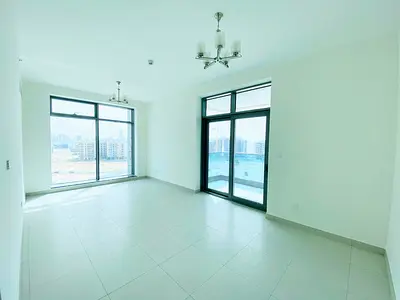 ELEGANT | CLOSED KITCHEN | PRIME LOCATION | SPACIOUS