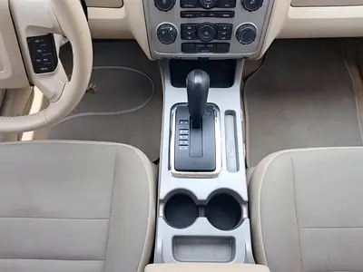 2012 FORD ESCAPE 照片 16