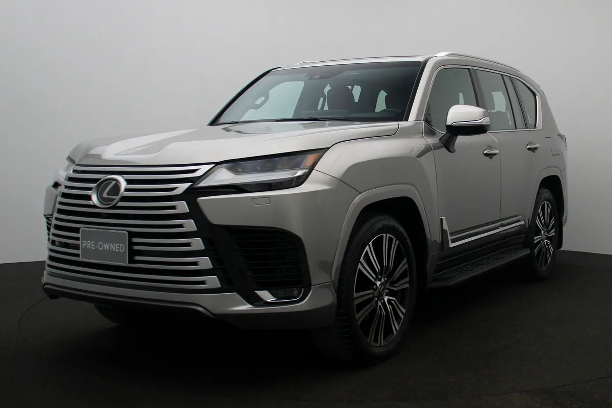 Lexus LX-Series 2024 — photo 1 of 20