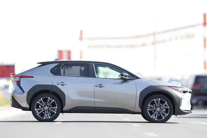 صورة 3 لـ 2025 Toyota BZ4X