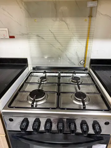 Throw away price Frigidaire Cooking range