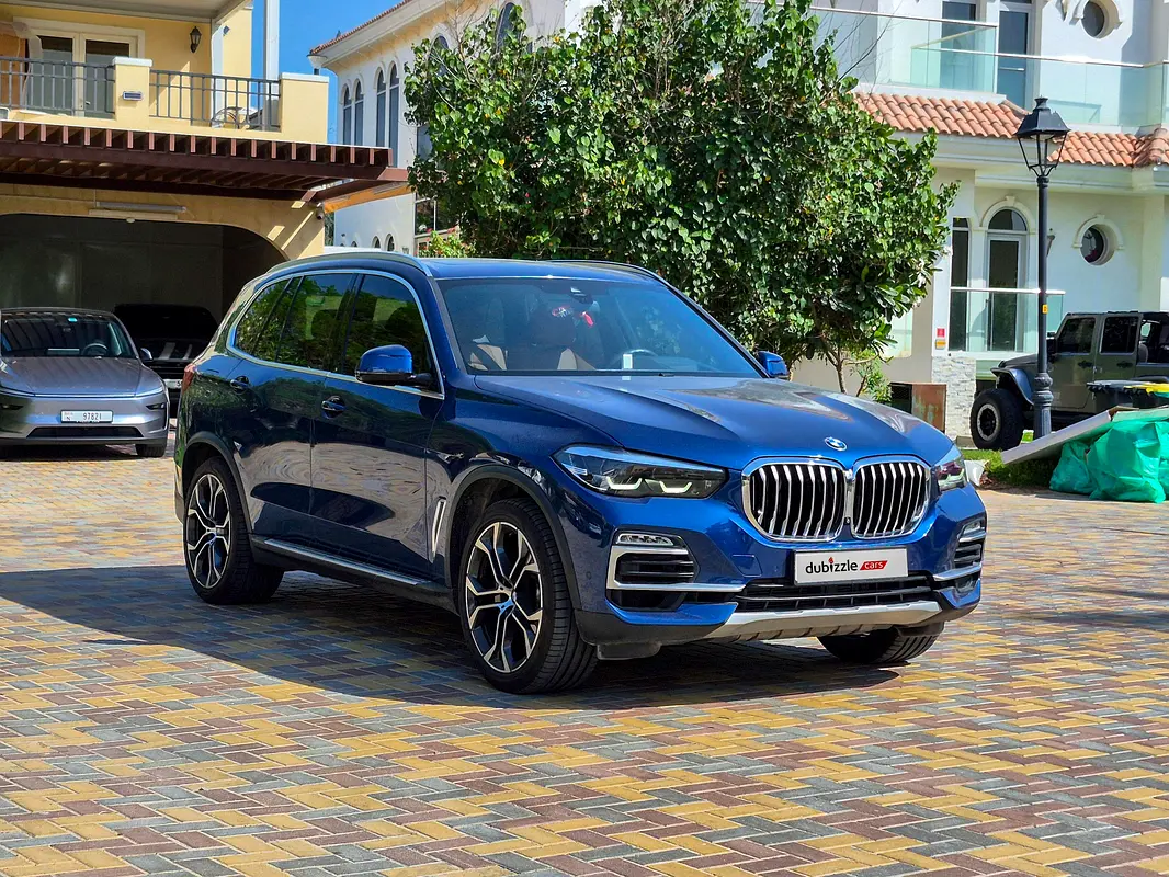 BMW X5 2021 — photo 1 of 17