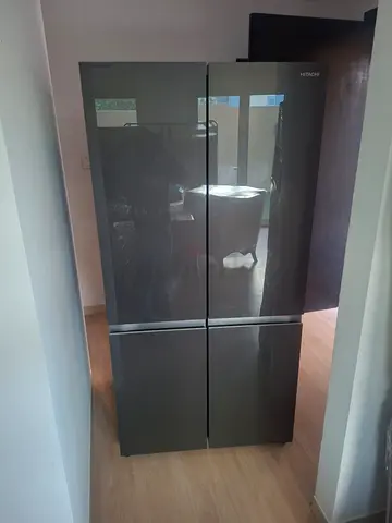 Hitachi latest model 4 door fridge freezer same like new condition perfect working