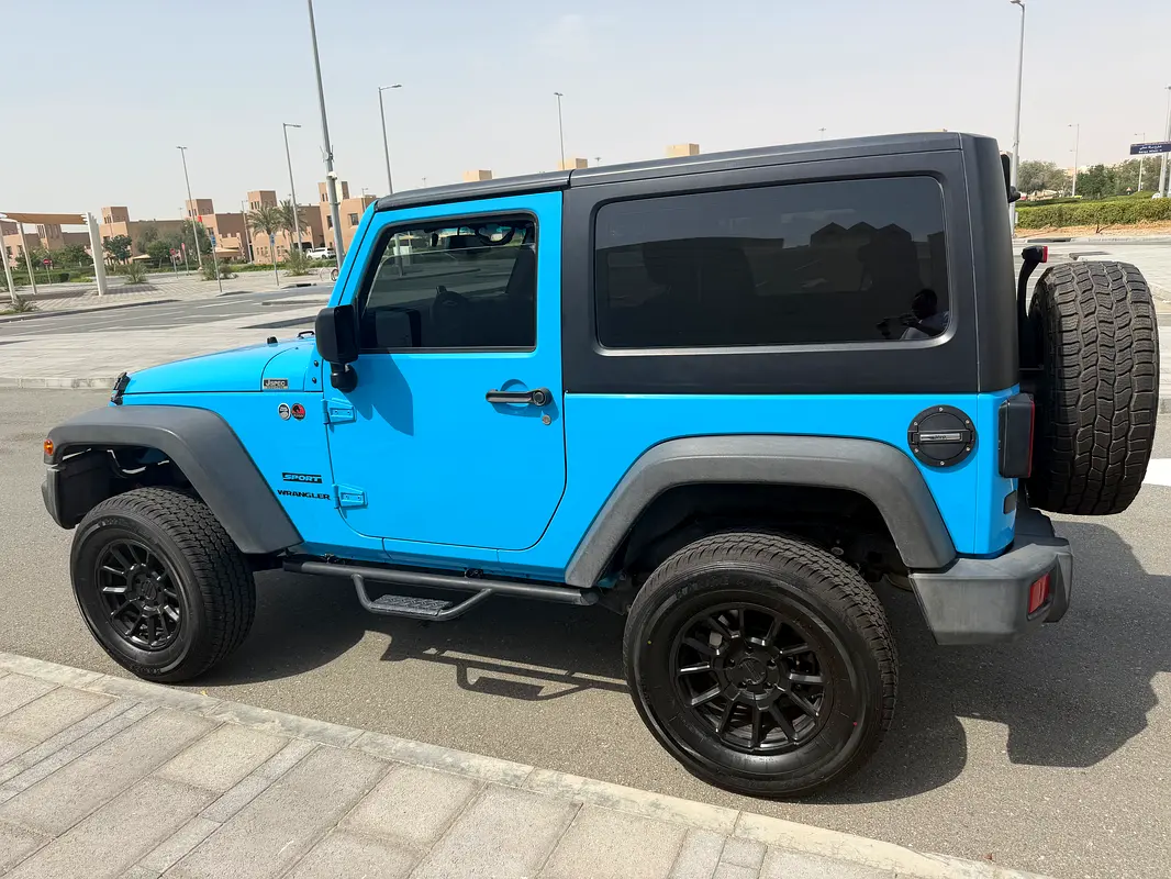 Jeep Wrangler 2017 — photo 1 of 20