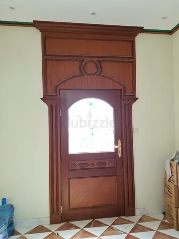 Solid Wood Decorative Interior Door with Frame and Stained Glass Panel
