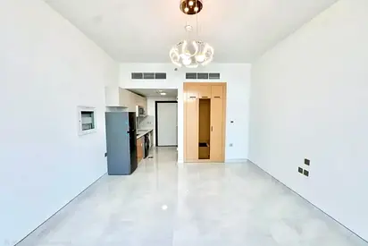 STUDIO | BEST DEAL | MULTIPLE CHEQUES