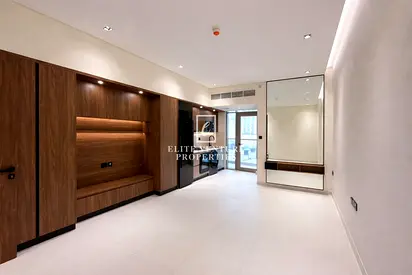 CLEAN AND MODERN | BRIGHT AND SPACIOUS | PRIME LOCATION