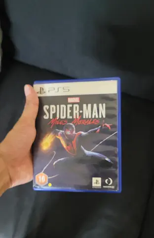 Spiderman miles morales