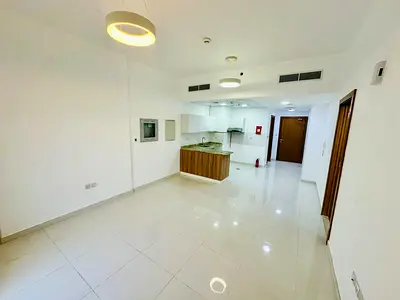 VACANT | 1 BEDROOM WITH TERRACE | PRIME LOCATION