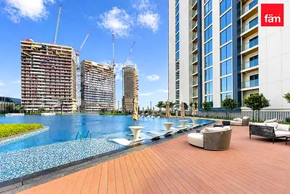 + Maids | Burj Khalifa View | 5 Star Amenities