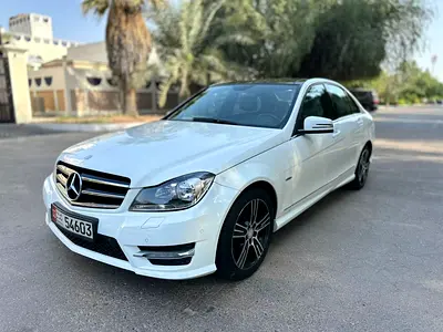 Mercedes-Benz C-Class C200 2014 GCC Specs