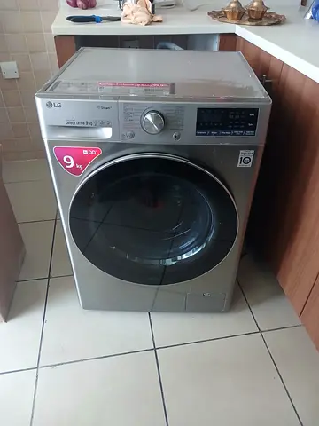 LG 9kg Front Load Washing Machine (Silver) - Good Working Condition