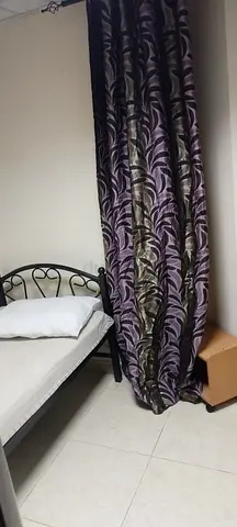 1bedroom available for 1working girl close to Deira City Center Metrostation