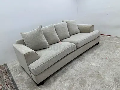 Looks like new The one brand Kingston Three seater sofabed