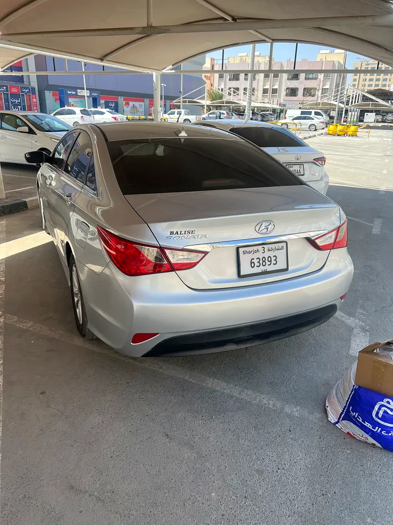 Hyundai Sonata 2014 — photo 1 of 6