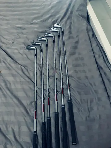 Taylormade P770 Set 5-iron to PW KBS 120 S Shafts