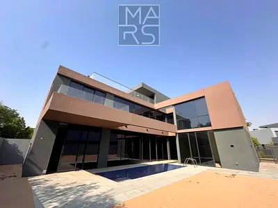 Elegant 5BHK | Privet Pool | Spacious and Unique location