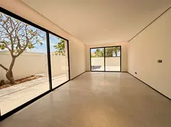 LUXURY 6BR VILLA | POOL | MAJLIS | DRIVER ROOM