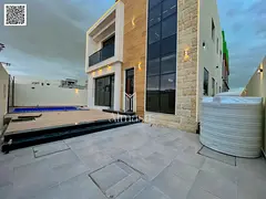 Modern villaWith a swimming pool, no registration fees.