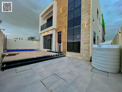 فيلا مودرن مع مسبح علي شارع رئيسي  بدون رسوم تسجيل
