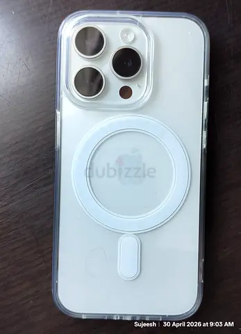 White iPhone 15 Pro with MagSafe clear case  Privacy glass(good condition)