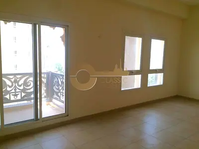 SPACIOUS & WELL MAINTAINED | MID FLOOR UNIT