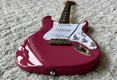 PRS SE John Mayer Signature Silver Sky – Dragon Fruit