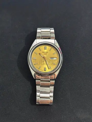 Seiko 5 Automatic Men’s Watch — Gold Dial, Stainless Steel Bracelet