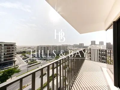 Top Floor 2 Bedroom with City Views