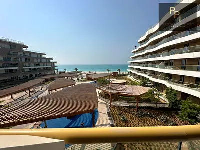 Luxurious | 4BHK+Duplex | Partial Sea View | Vacant