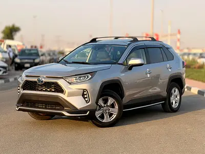 Toyota Rav 4 XLE Premium AWD - 2019 - WITH SUNROOF