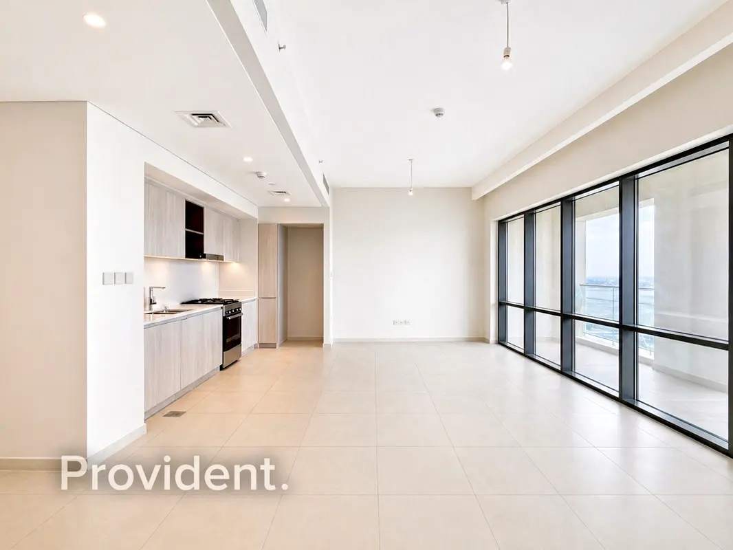 High Floor | Lagoon Access | Prime Investment