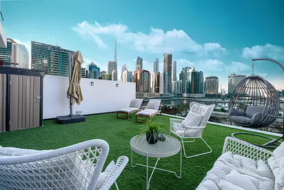 Huge Terrace | Burj Khalifa View | Fully Furnished