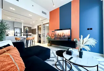 FULLY FURNISHED/LUXURY APARTMENT/CANAL VIEW/AVAILABLE